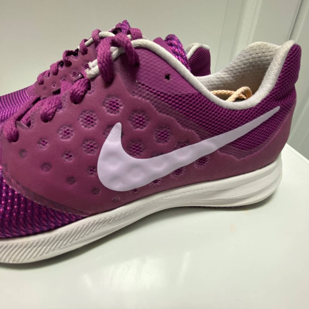 Nike Downshifter 7 GS (869972-500) Kid's Size 6Y - Picture 5 of 10